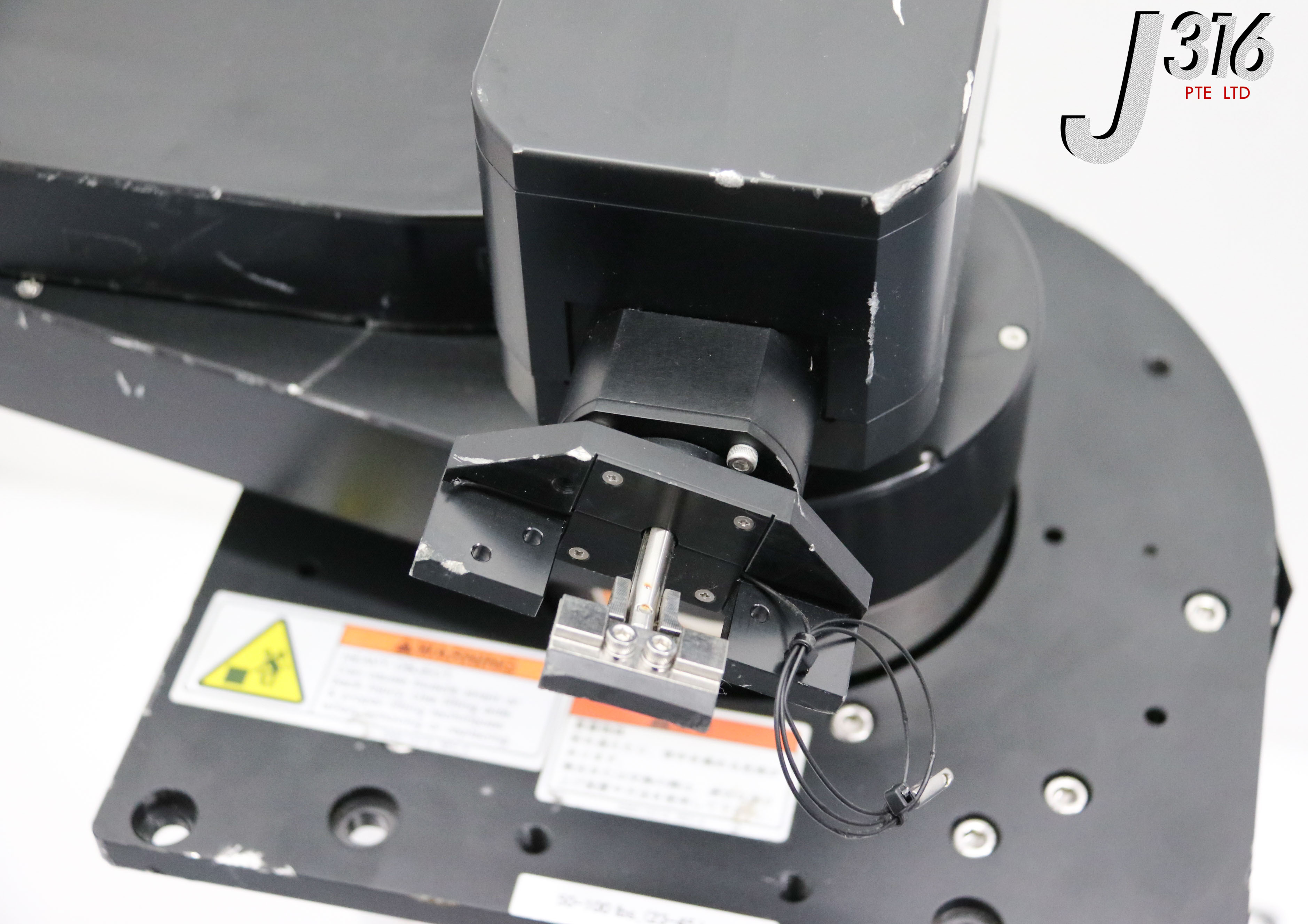 34438 KAWASAKI WAFER TRANSFER ROBOT, AMAT 0190-16621 3NS411B-F003